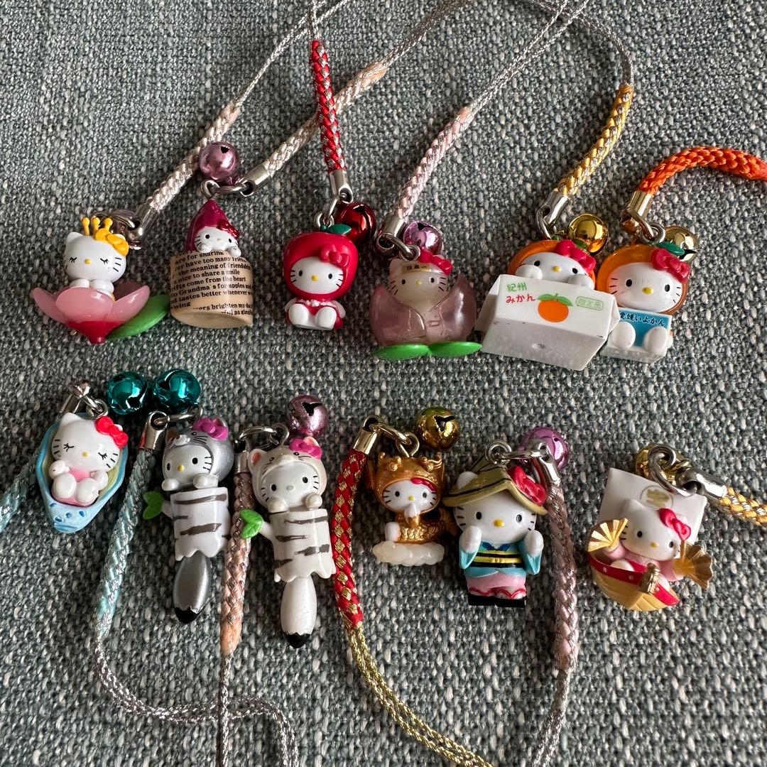 ご当地キティ　ハローキティ根付け　ストラップ　 大量　まとめ売り