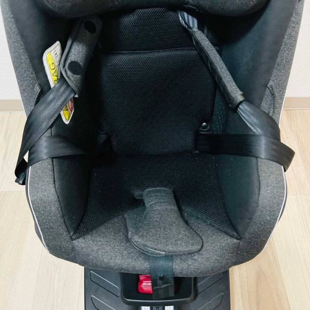 未使用級　Aprica CURURILA LITE ISOFIX 回転式 新生児