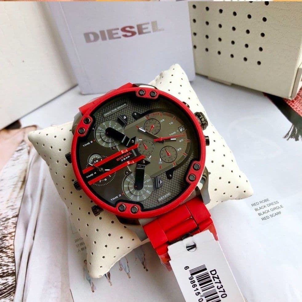 DIESEL　DZ7370 未使用新品☆腕時計　ディーゼル