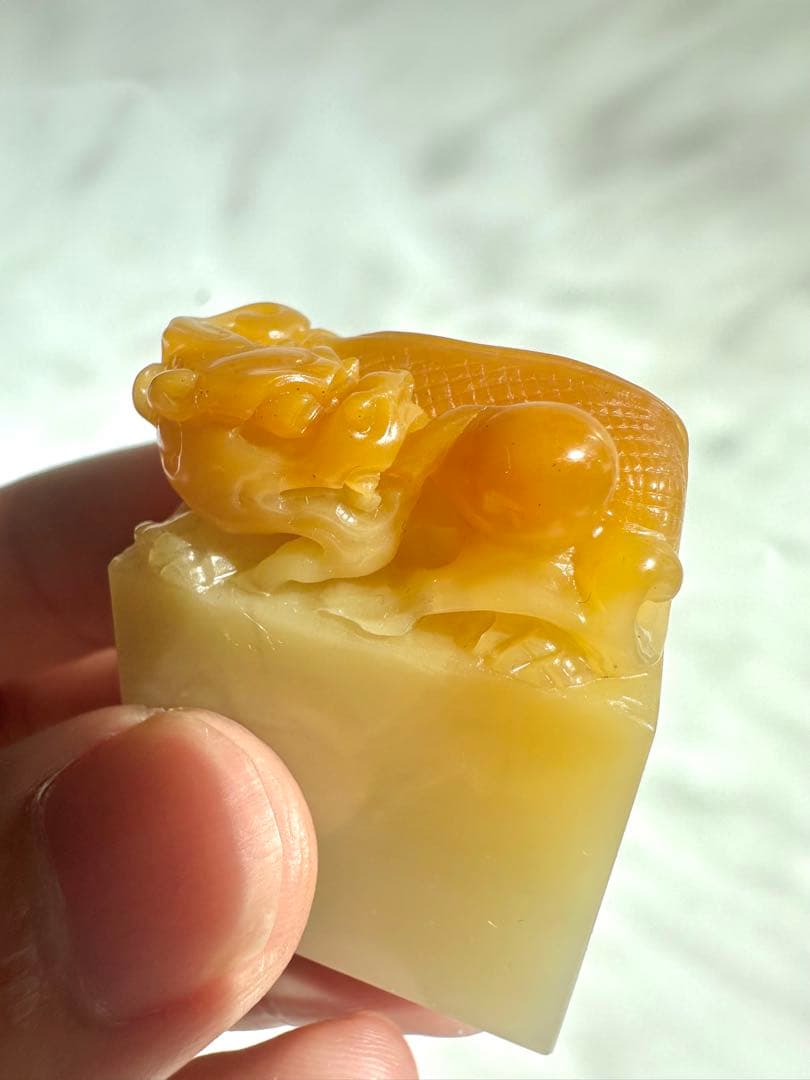 【螭虎】 古獣　美品　高級印材　篆刻　印石　ラオス　印石　水凍 田黄