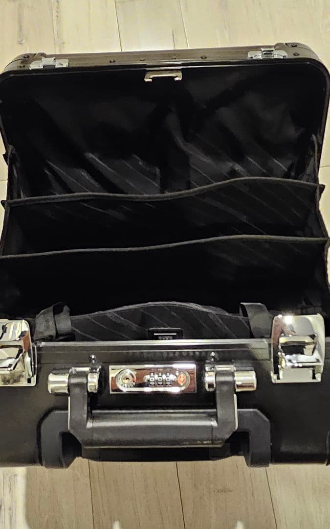 ゼロハリバートン　キャリーケース⭐ZERO HALLIBURTON　29L