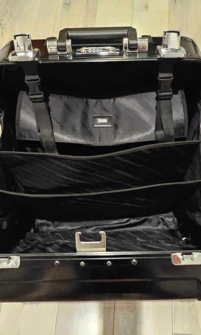 ゼロハリバートン　キャリーケース⭐ZERO HALLIBURTON　29L