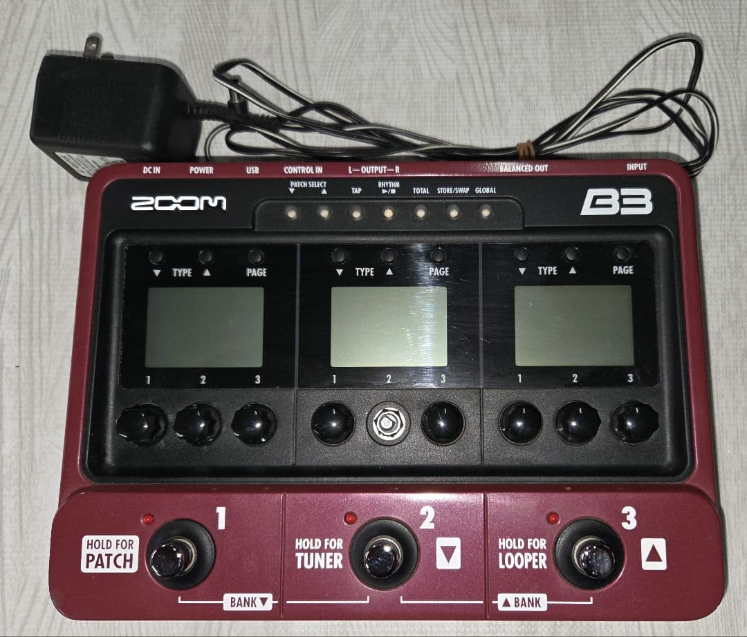111804 ZOOM B3 ベースエフェクター