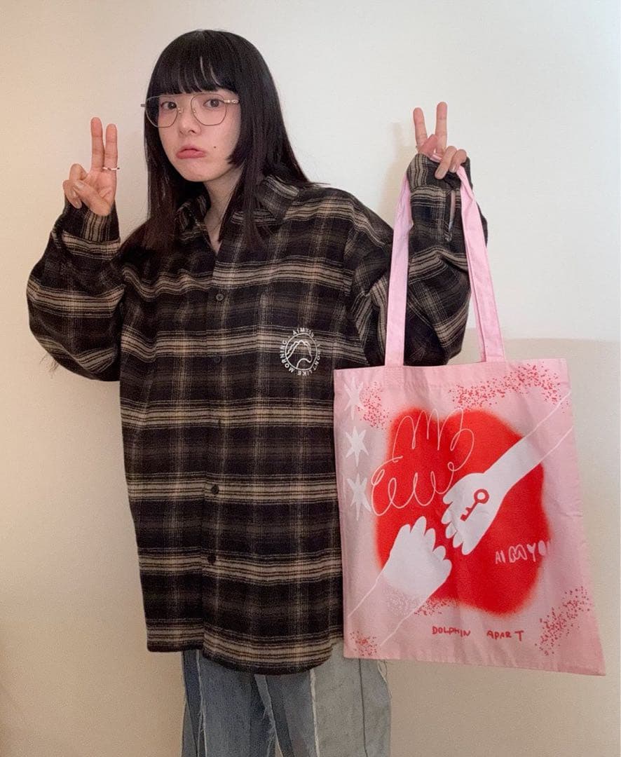 あいみょん　ネルシャツ