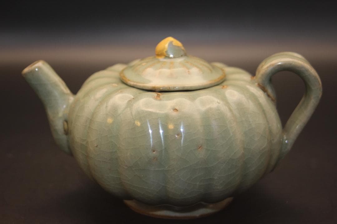 【海】南宋官窯青磁　珍品　南瓜形急須　高級木箱付　骨董品  中国美術品