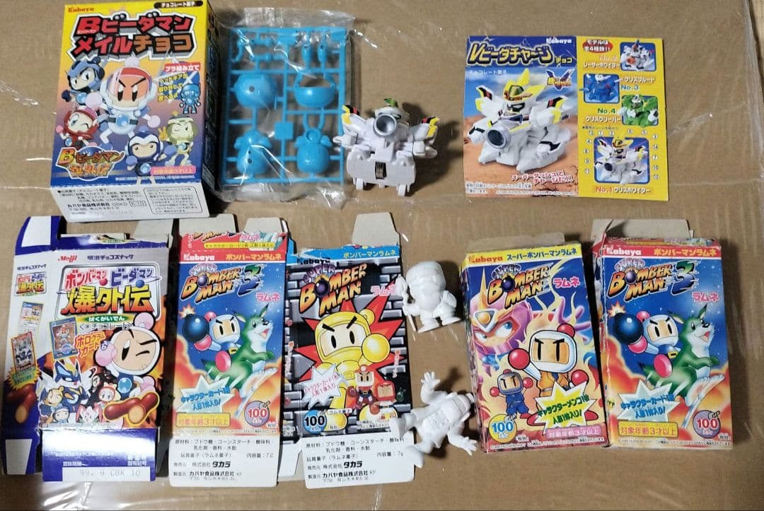 カバヤ　ボンバーマン　ビーダマン　食玩　箱セット　爆外伝　フィギュア　人形　希少