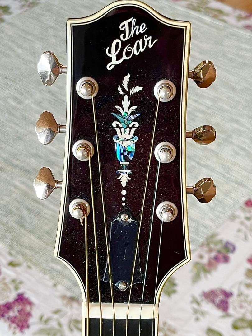 フルアコ Loar LH-700