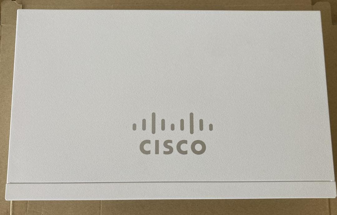 Cisco CBS110-24T 24ポート スイッチングハブ ルーター
