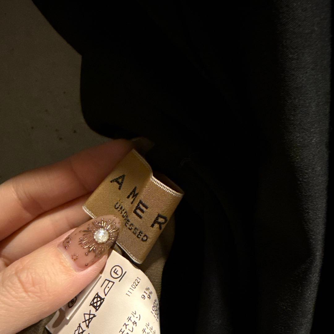 AMERI UND RENEE CUTWORK DRESS 結婚式