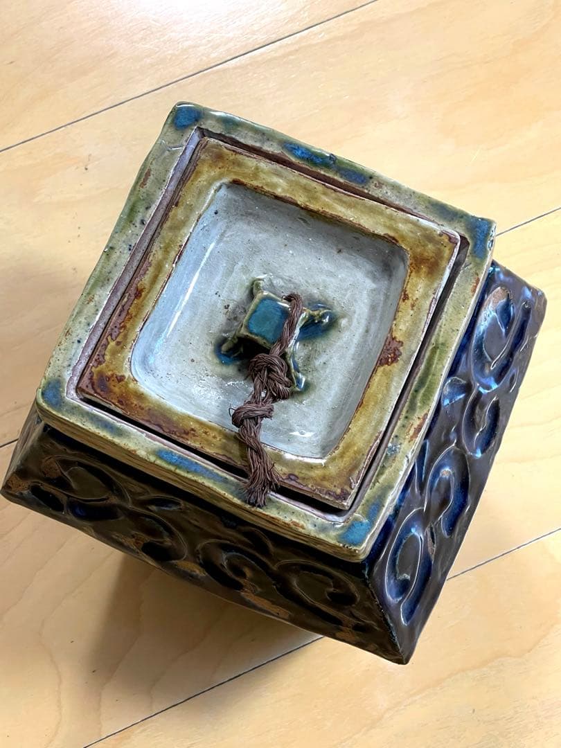 【仁王窯】壺屋焼 やちむん タラフー 大型タラフー 蓋物 蓋壺 甕