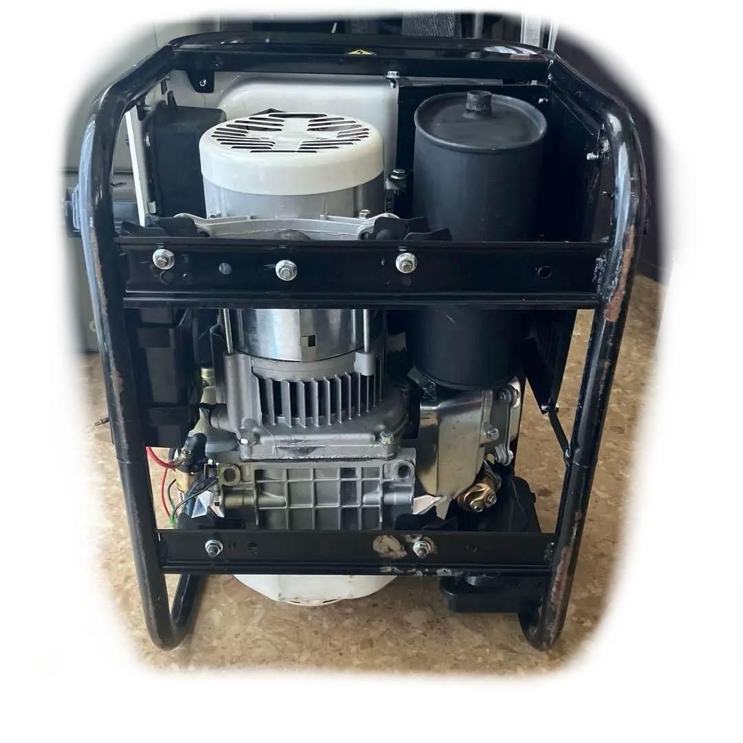 発電機　GENERATOR DG3800 2500kw