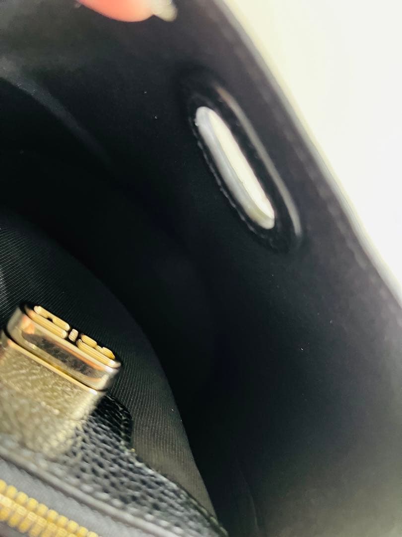 FURLA ブラック レザーバケットバッグ