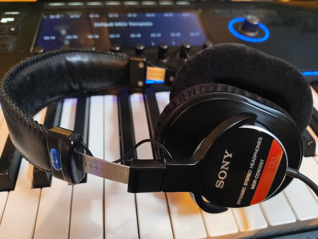 SONY MDR-CD900ST モニターヘッドフォン