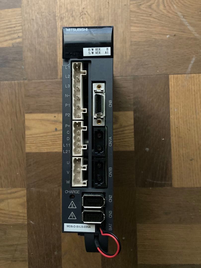 三菱電機　サーボドライバ　MDS-D-SVJ3-03NA