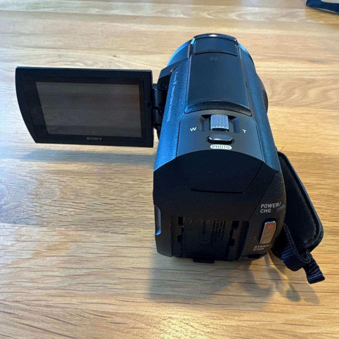 SONY 4K Handycam FDR-AX45 ケース／小型グリップ三脚付き