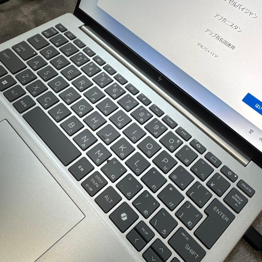 HP Pavilion Aero 13-bg 16GB 付属品あり