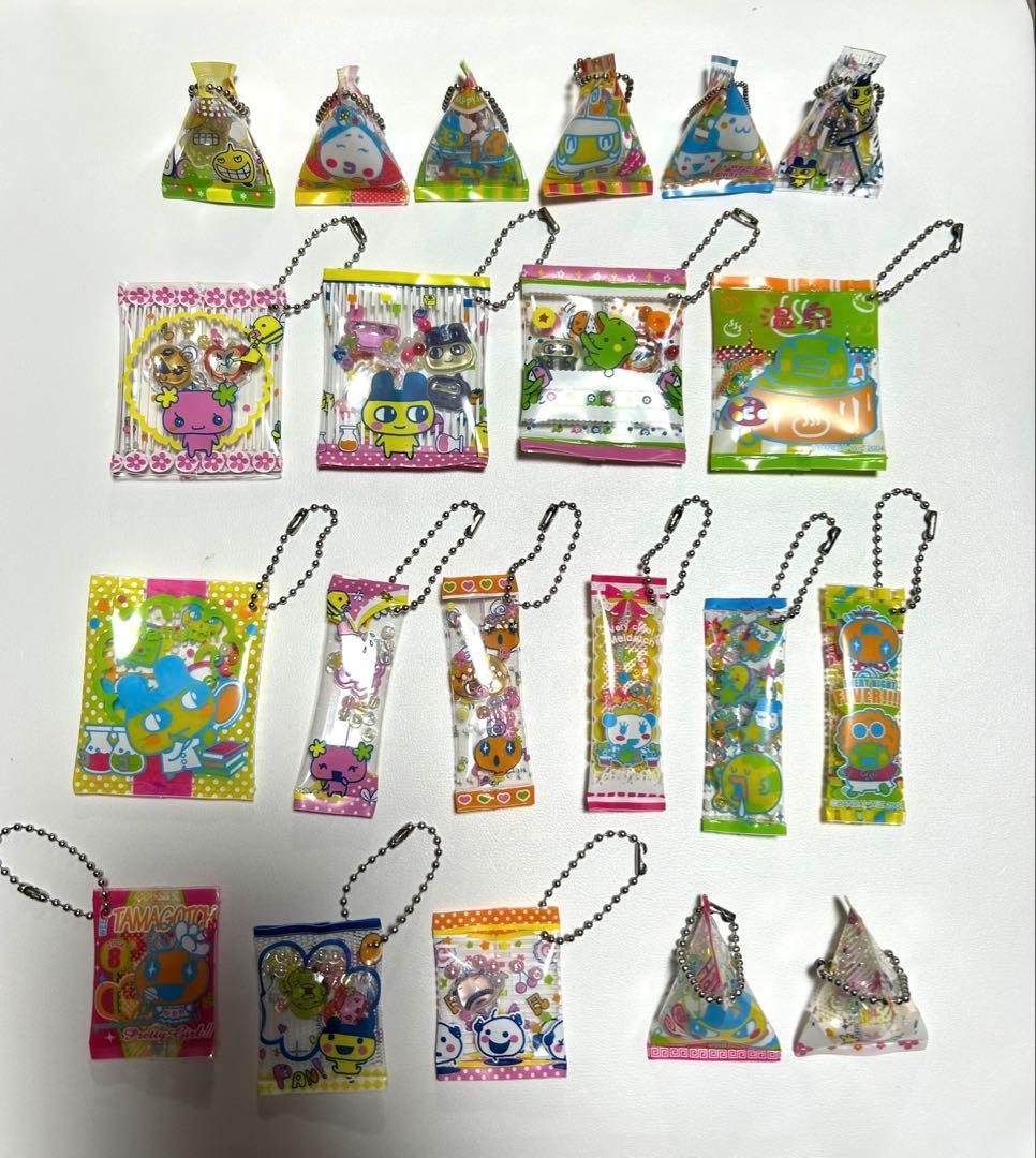 平成レトロ　たまごっち　ボンボンドロップシール　キーホルダー　一番くじ　ガチャ