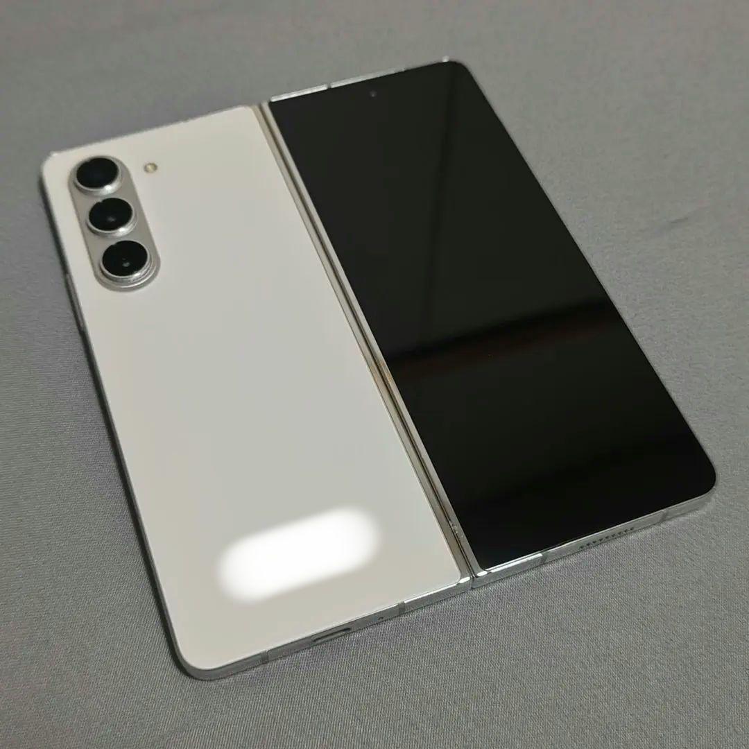 Galaxy Z Fold5 256GB クリーム SIMフリー 【A級美品】