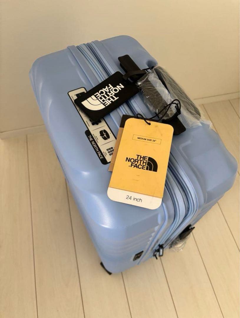 韓国限定 ノースフェイス　24インチ　キャリーケース ライトブルー