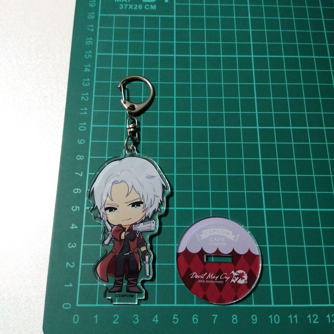 【デビルメイクライ】ダンテ カプコンカフェ アクリルスタンドキーホルダー