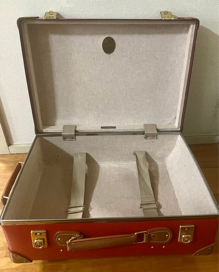 グローブトロッター　キャリーオン　スーツケース　レッド　正規品