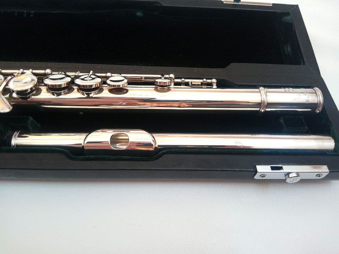 ♦最終価格♦超美品♦管体銀製♦Pearlフルート PF−775♦ポイントアーム