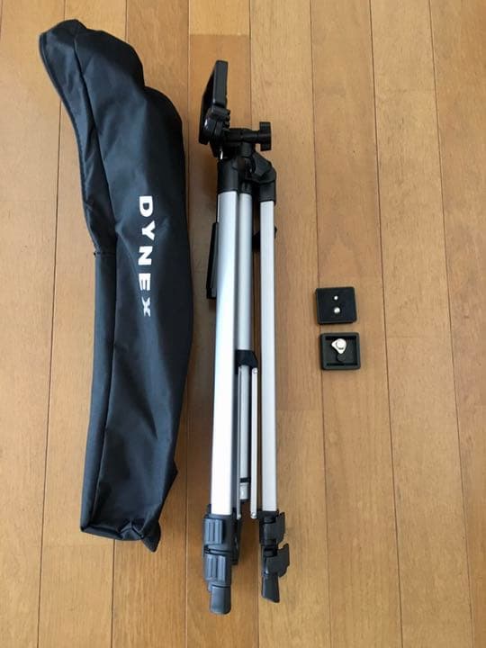 Dynex 軽量デジタルカメラ/ビデオカメラ 三脚 DX-NW080