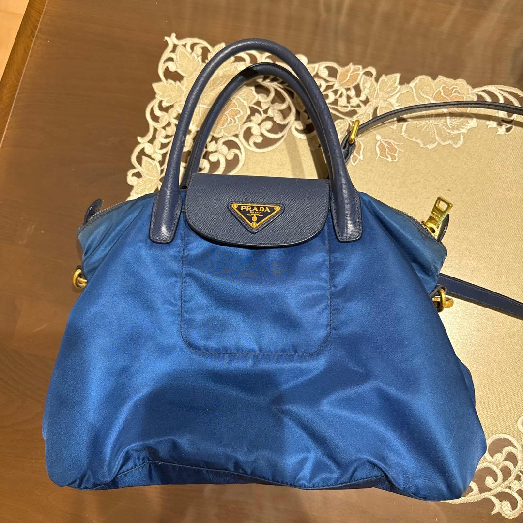 PRADA ブルーハンドバッグ