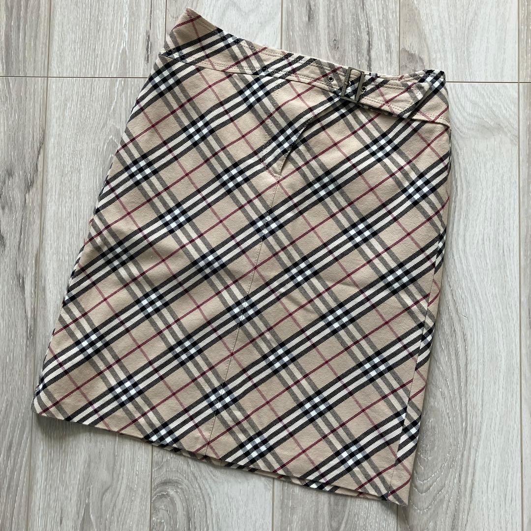 美品◾️バーバリーブルーレーベルノバチェックスカート36膝丈スカート