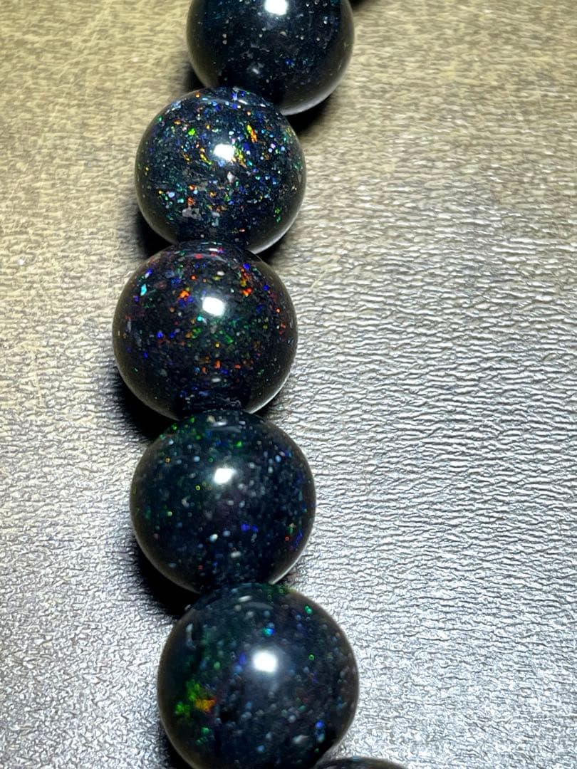 ハイグレード！！ブラックマトリックスオパールブレス約9.3㎜（新品）虹色遊色