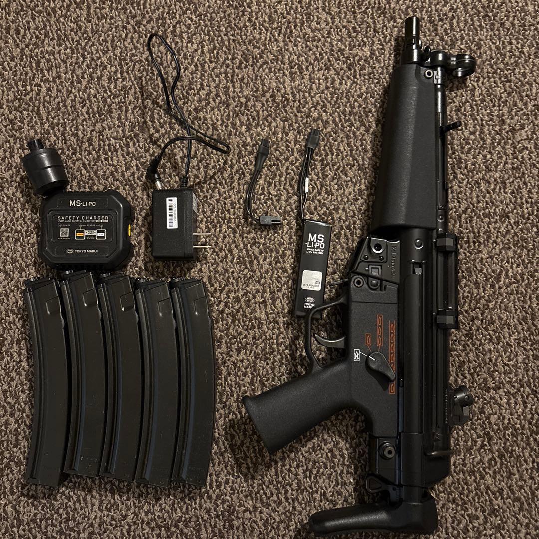 i*.様 マルイ次世代MP5A5トイガン 純正リポバッテリー充電器付き