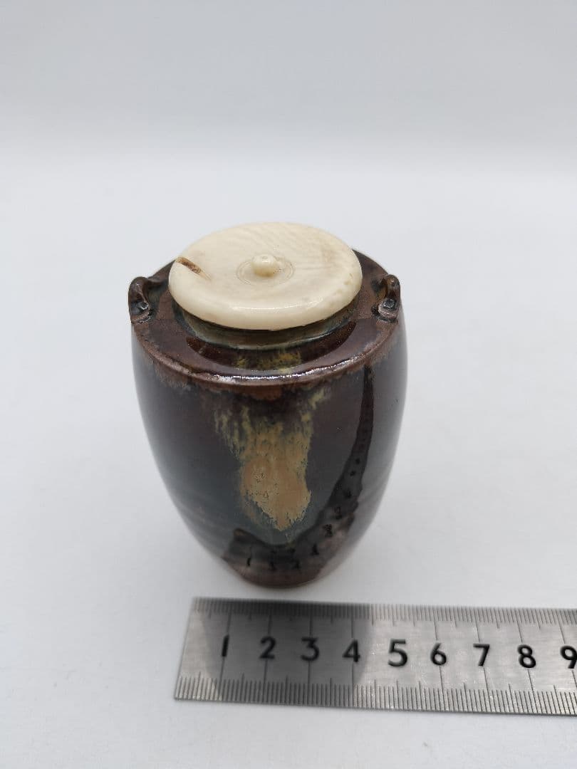 c668 茶入 高取耳付 荒磯金襴 笹蔓緞子 鬼丸雪山 木箱 茶道具 古物