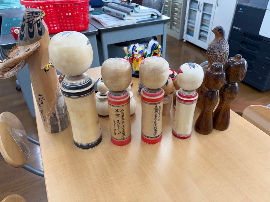 伝統的なこけし人形セット