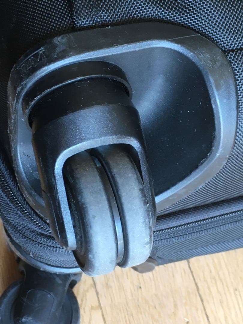 TUMI トゥミ alpha「アルファ2」4輪 ALPHA2 黒 22060D2