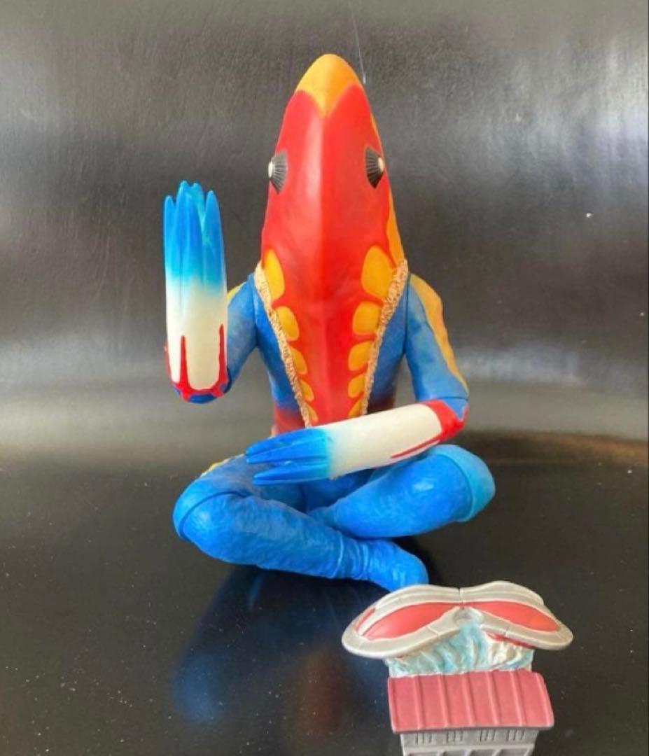 メトロン星人 実相寺怪獣シリーズ