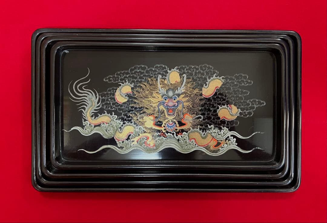 中国美術 龍吐珠紋樣 漆器 木製 漆塗り お盆 角盆 茶托盤4枚セット