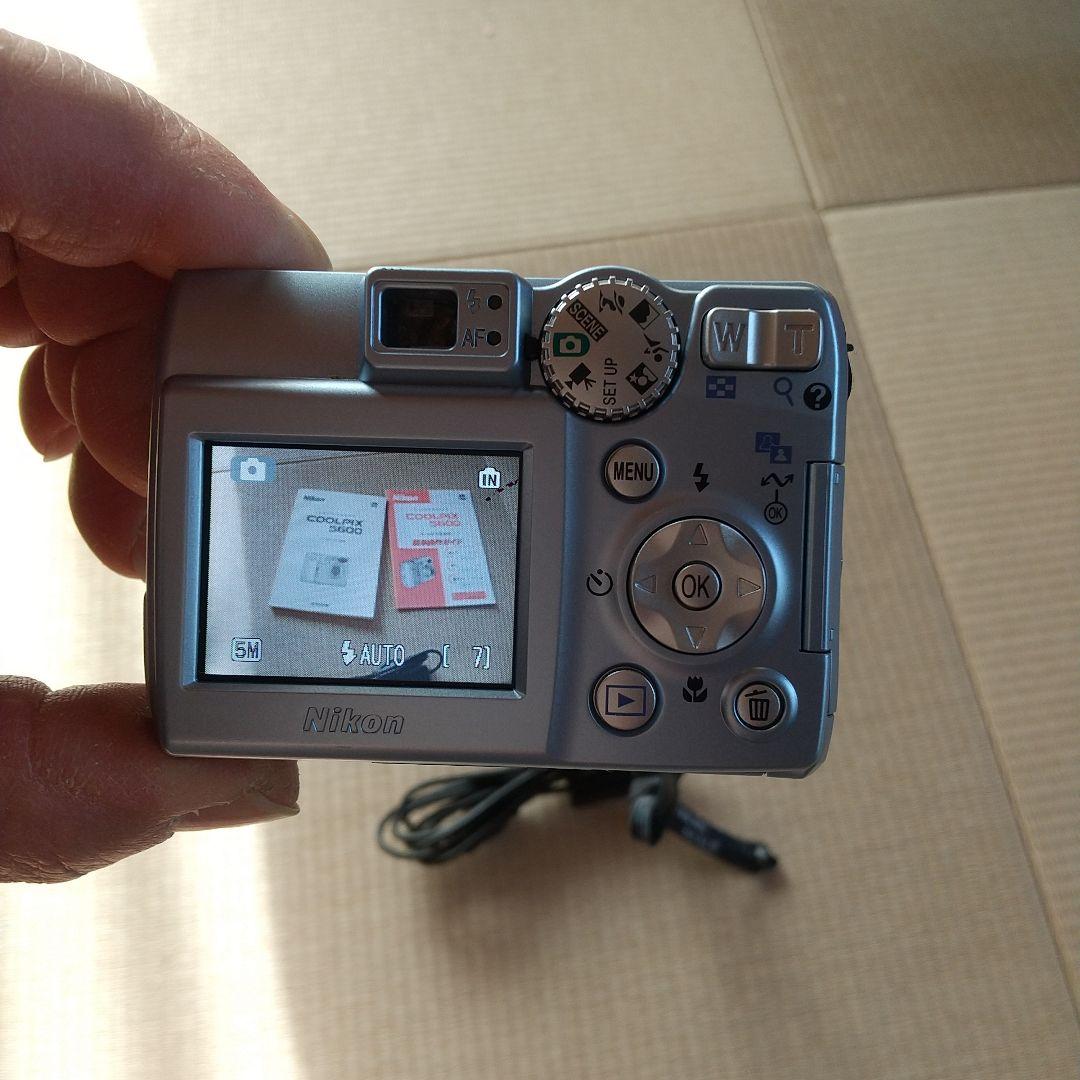 Nikon COOLPIX 5600 コンパクトデジタルカメラ