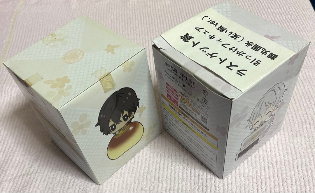 刀剣乱舞　ねんどろいど　大倶利伽羅　燭台切光忠　太鼓鐘貞宗　引っかけ　鶴丸国永