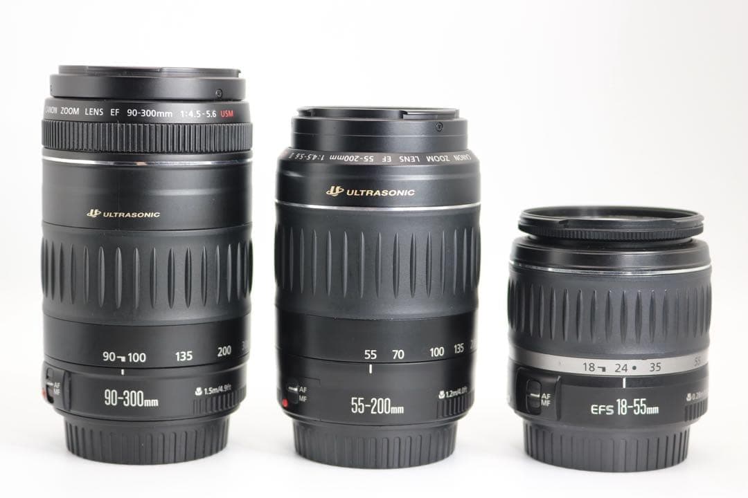 美品 【Canon EOS Kiss X9 トリプルレンズセット】Wi-Fi搭載