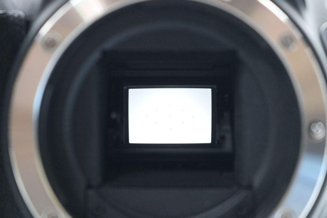 美品 【Canon EOS Kiss X9 トリプルレンズセット】Wi-Fi搭載