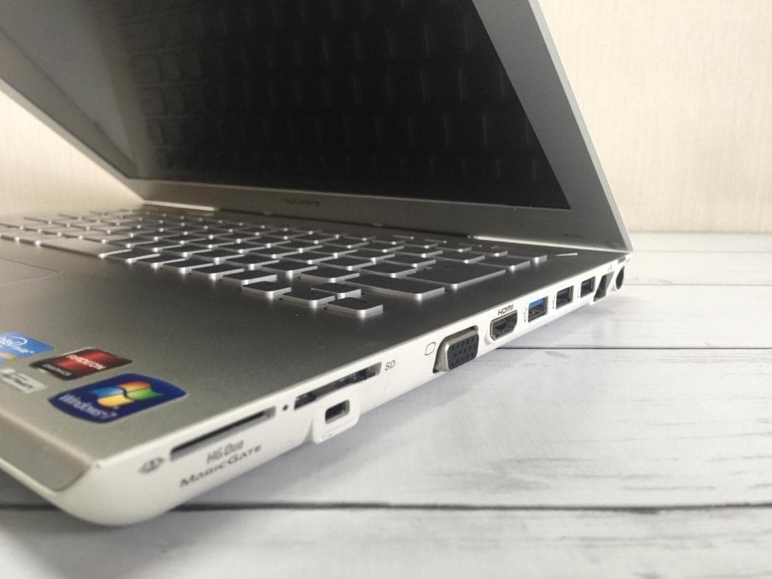 SONY VAIO VPCSB4AJ 13.3型TFT液晶 軽量コンパクトノート