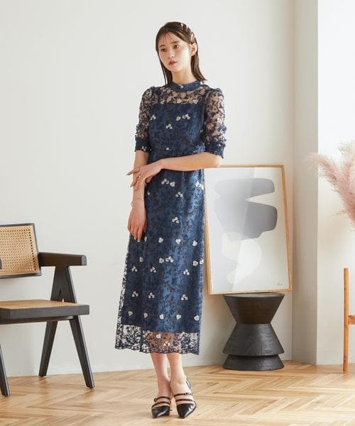 美品 niana ニアナ アンティーク刺繍レースワンピース M お呼ばれ 結婚式