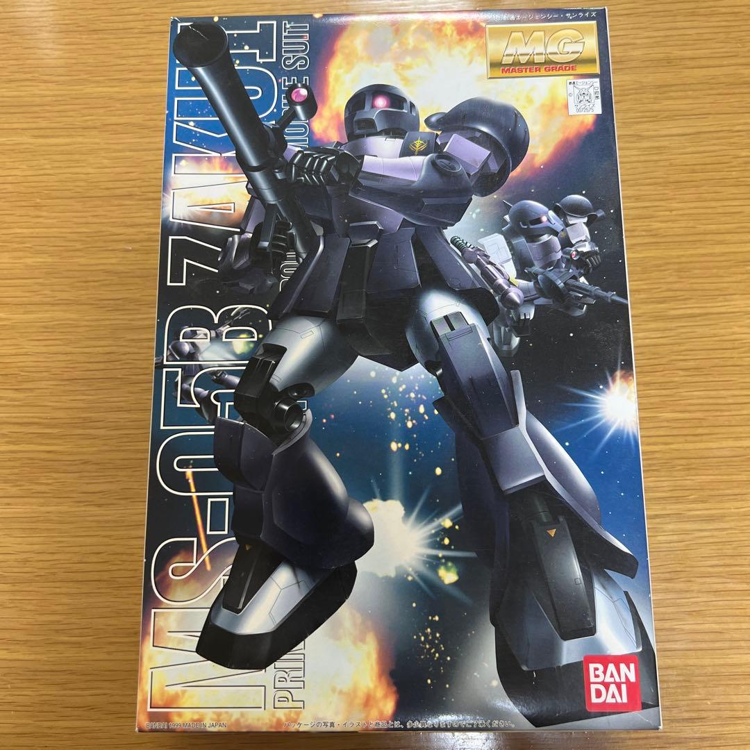 激レア　バンダイMS-058 ZAKUI ジオン公国軍量産型モビルスーツ