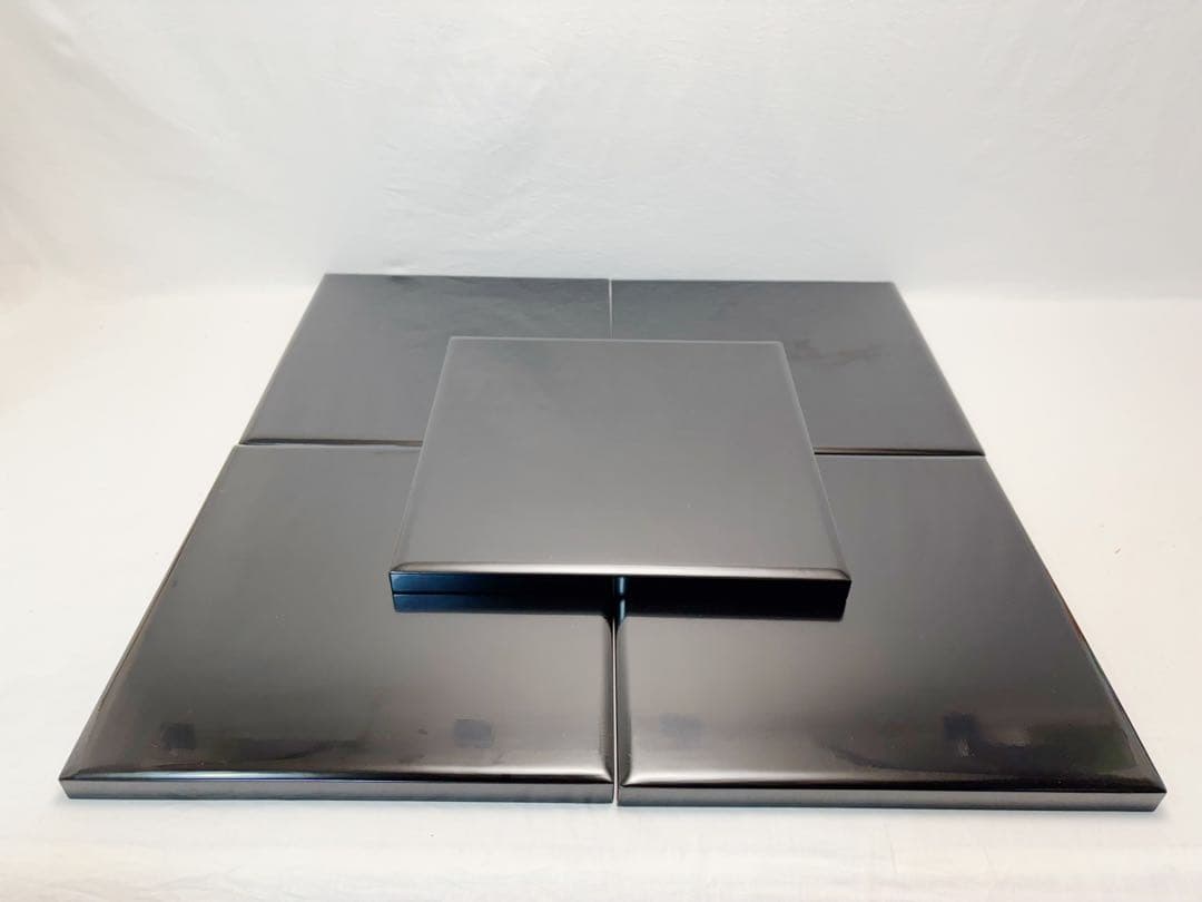 ほぼ未使用 懐石道具 輪島塗り 木製黒真塗 会席膳 四方膳 5客揃 銘々盆