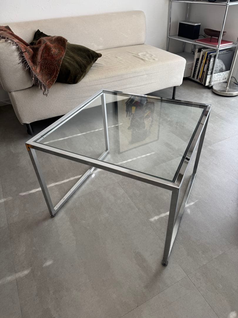 送料込ヴィンテージ　ガラスサイドテーブル