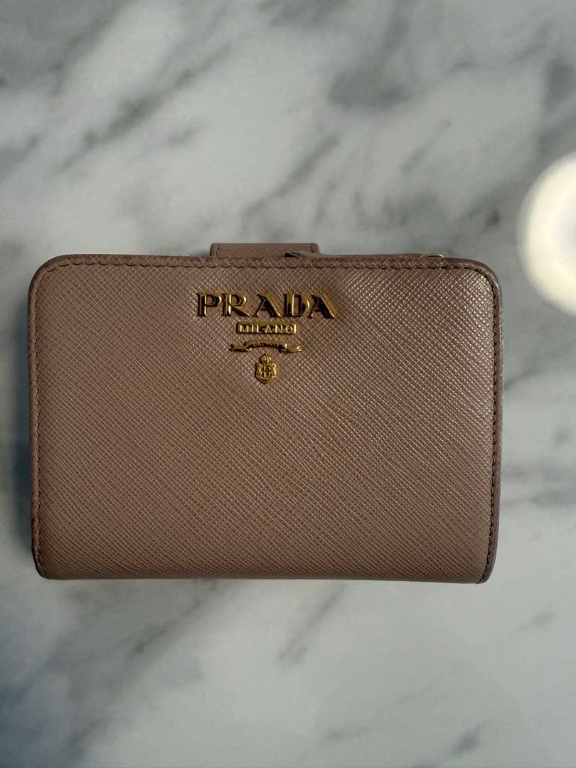 PRADA サフィアーノレザー財布　ピンクベージュ