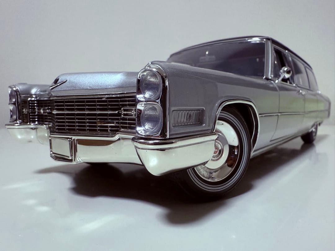 GL/'66 Cadillacキャデラック Limousineリムジン1/18