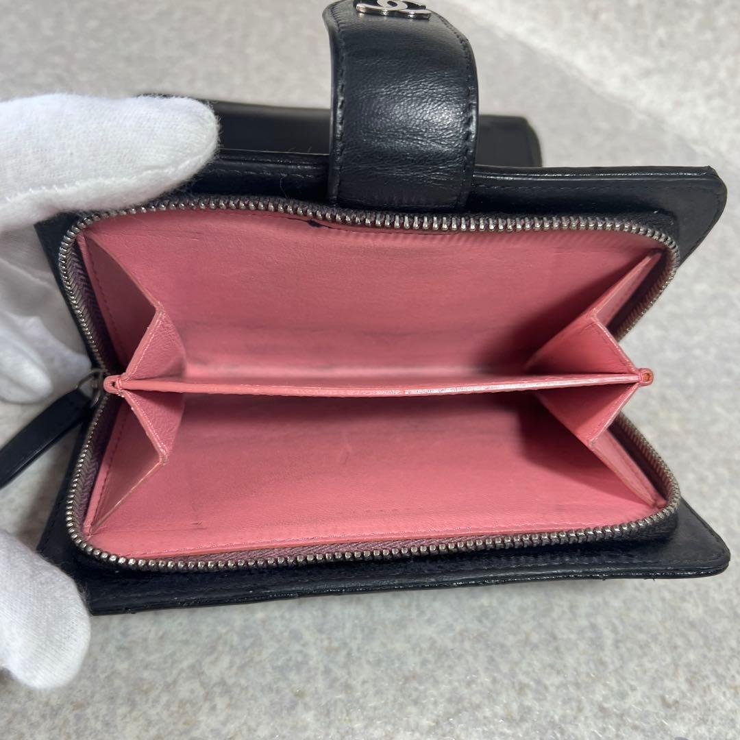超美品CHANEL マトラッセココマークコンパクト二つ折り財布ブラック