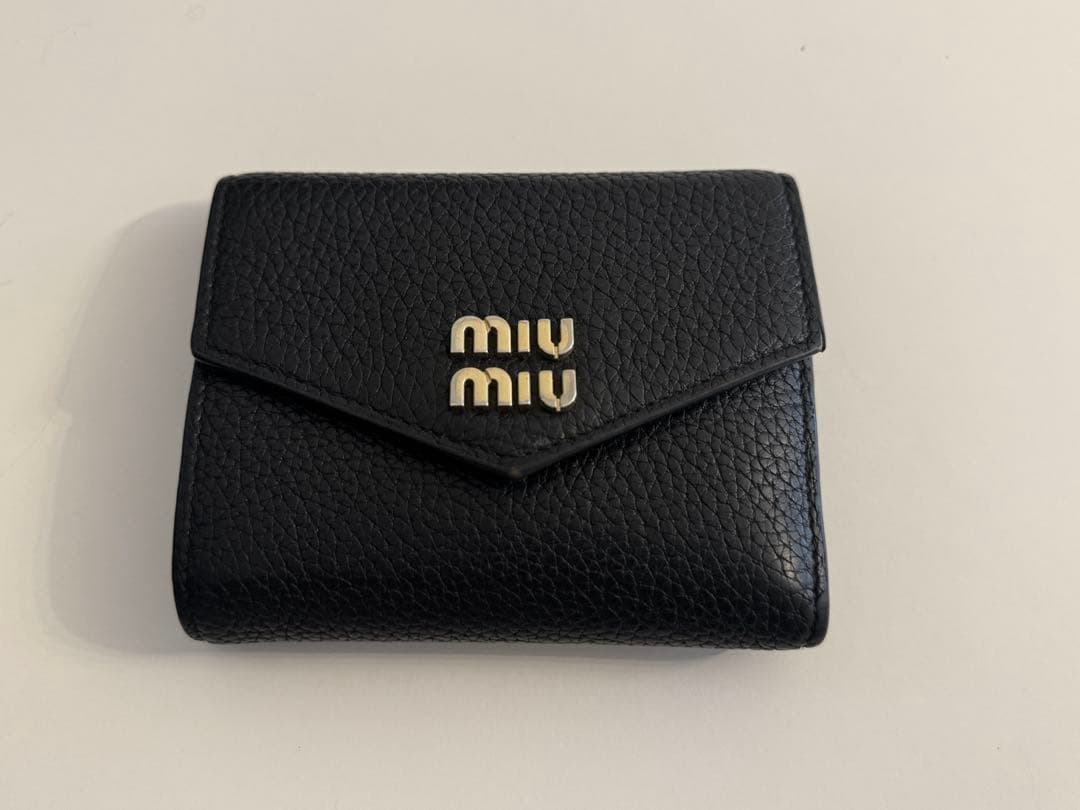 MIU MIU 財布 三つ折り レザー ミニウォレット