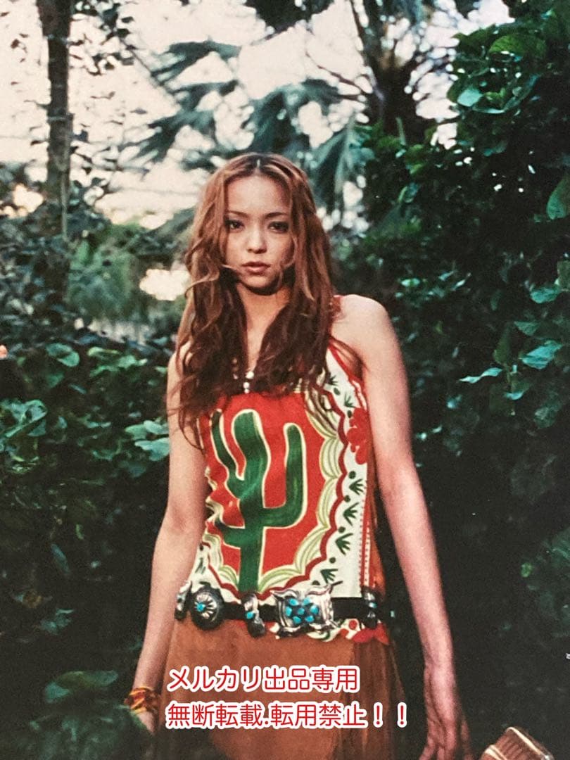 値下げ☆超レア　超美品　安室奈美恵さん公式グッズNews paper+写真セット